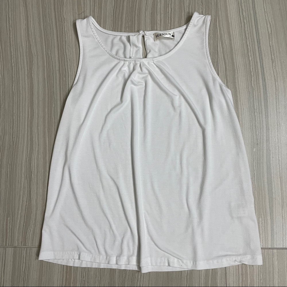 Igenjun White Viscose Tank Top NWOT | Women’s Size Small